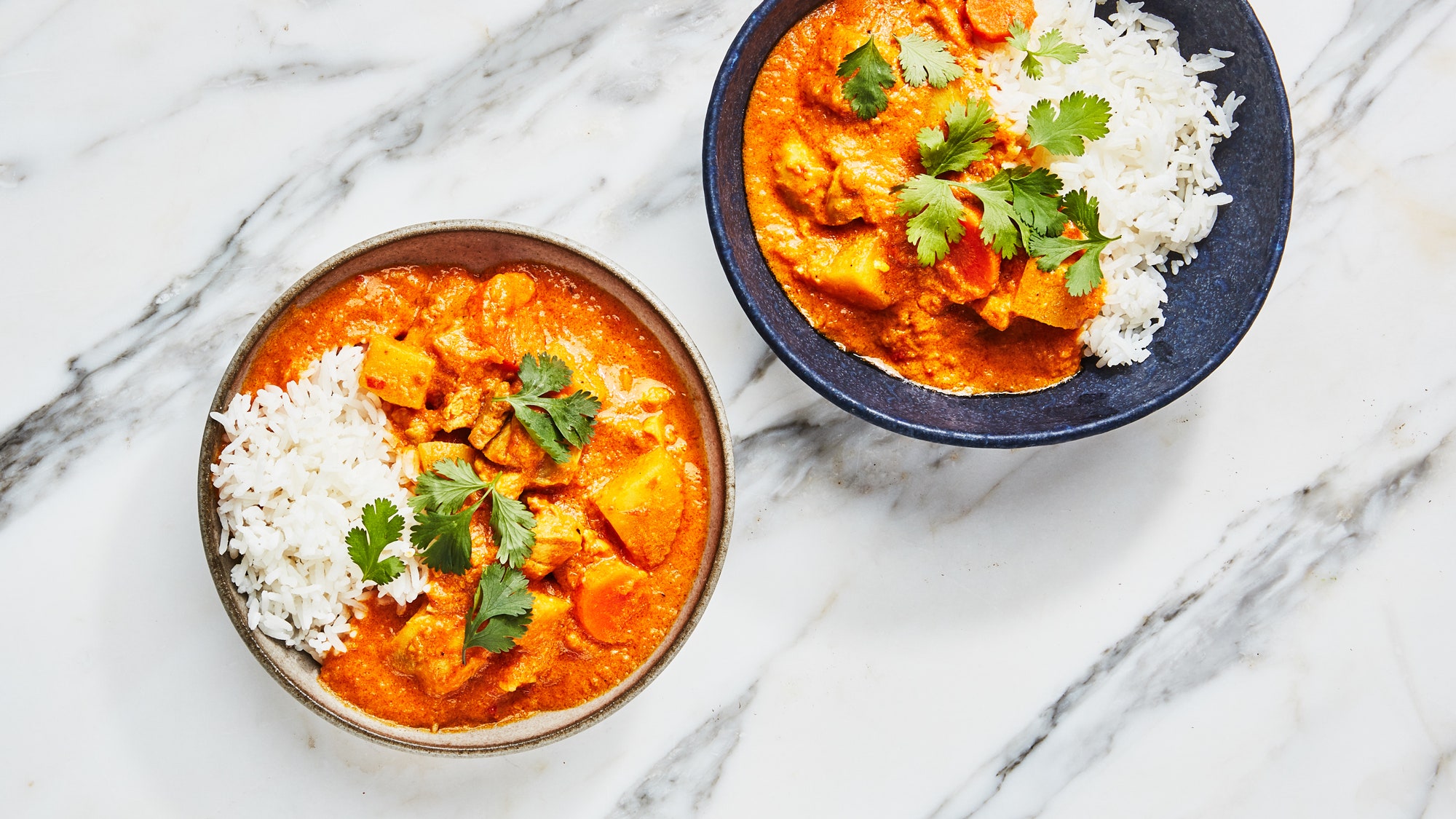 Digaag Qumbe (Yogurt-Coconut Chicken)